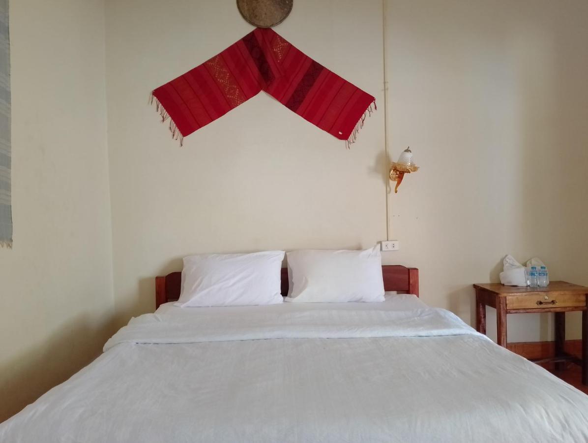 Meexai Guesthouse Nongkhiaw Exteriör bild