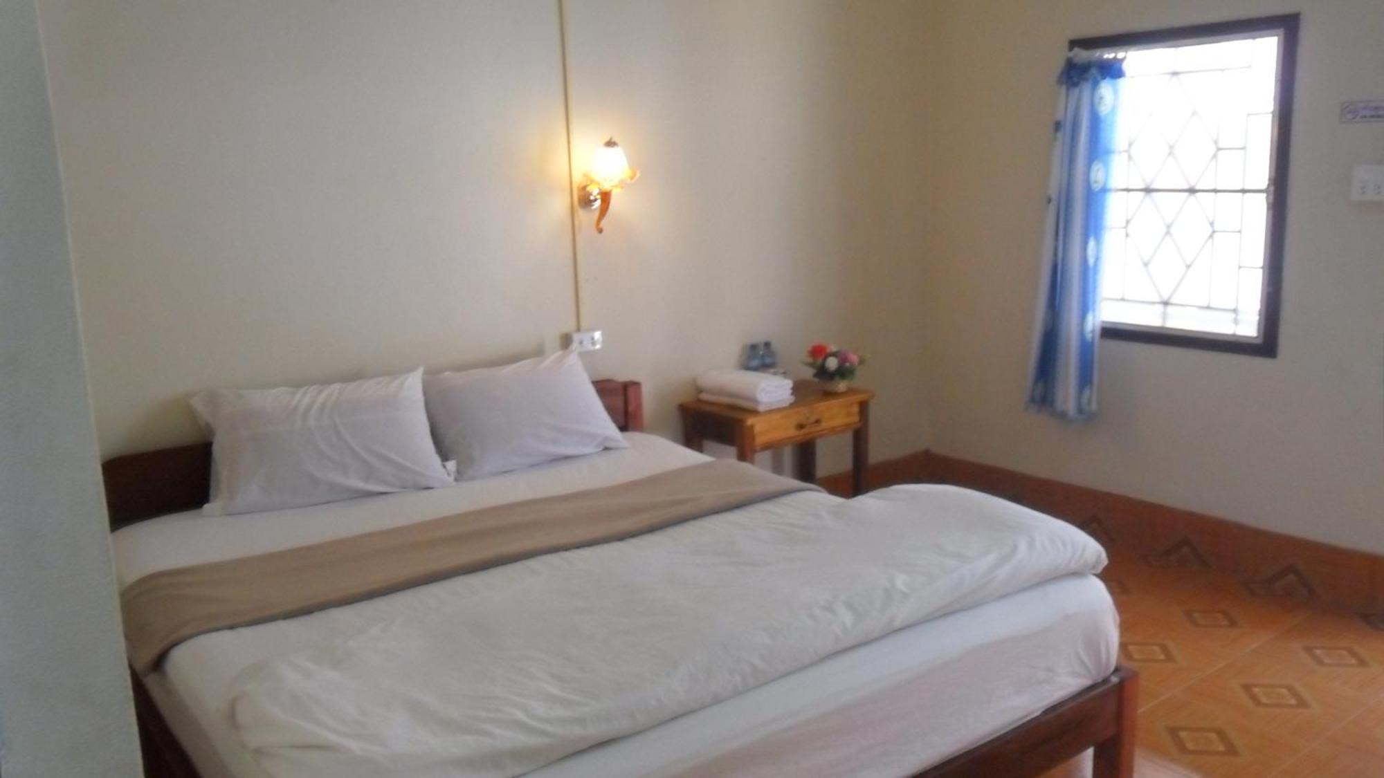 Meexai Guesthouse Nongkhiaw Rum bild