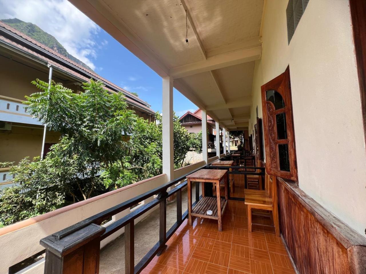 Meexai Guesthouse Nongkhiaw Exteriör bild
