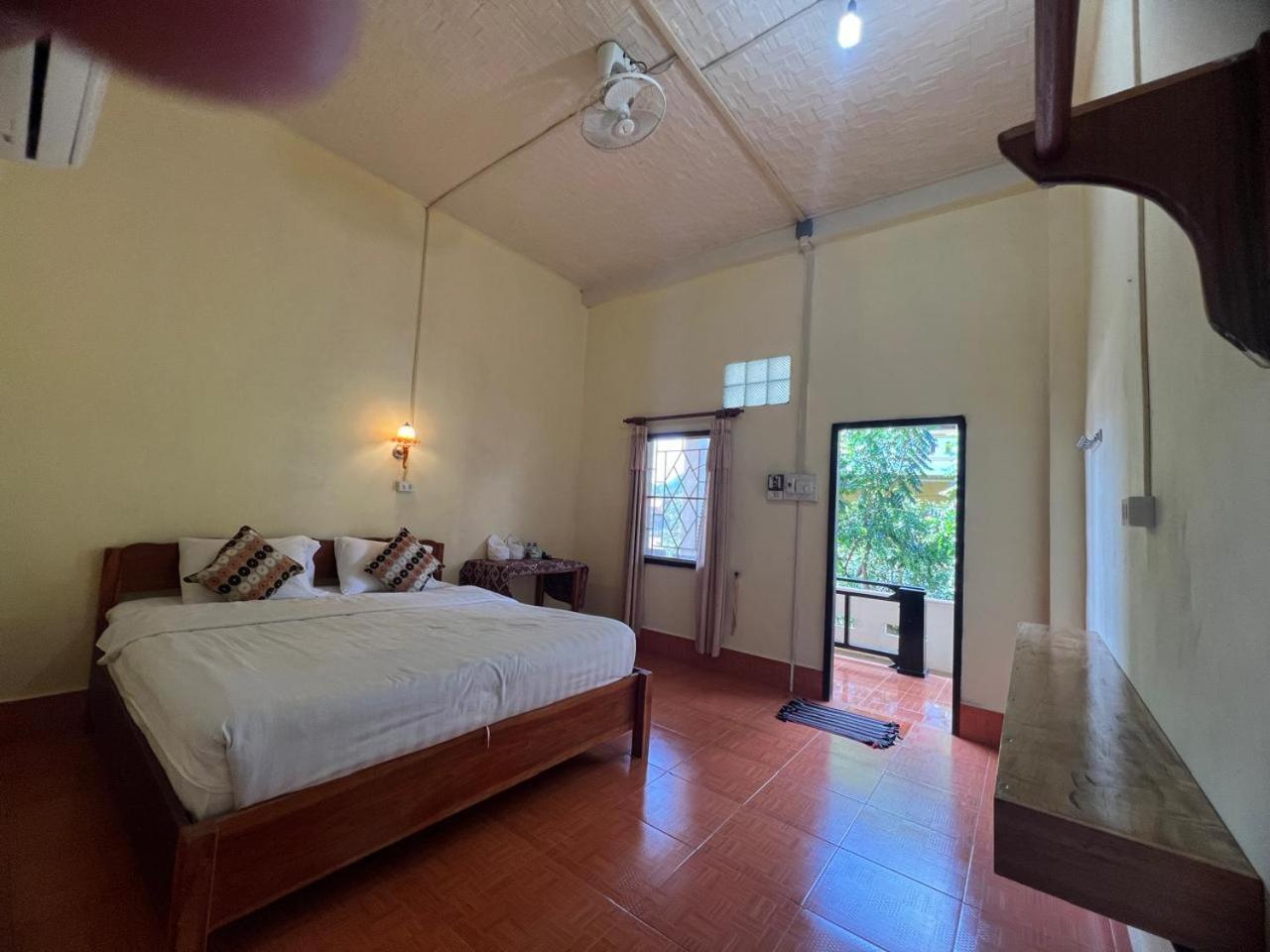 Meexai Guesthouse Nongkhiaw Exteriör bild