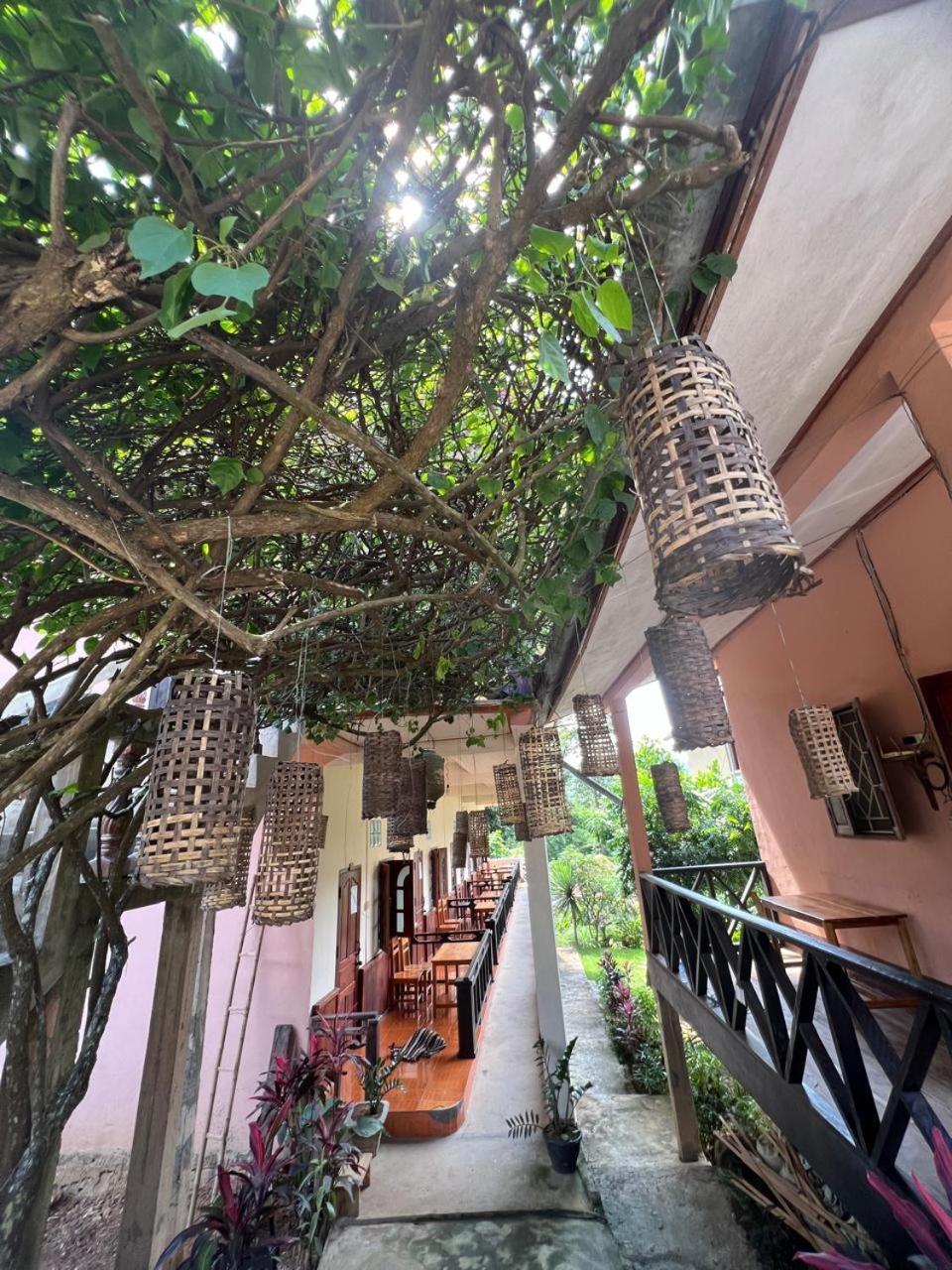 Meexai Guesthouse Nongkhiaw Exteriör bild