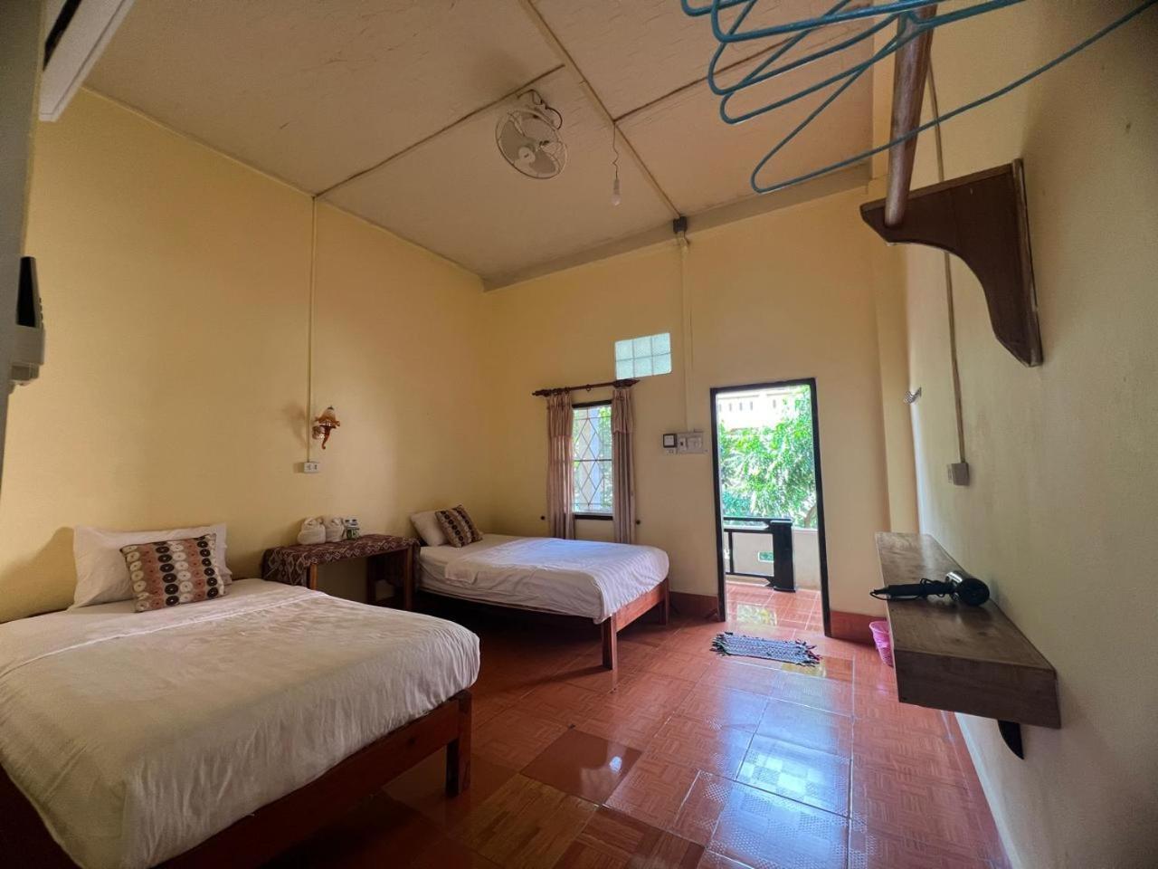 Meexai Guesthouse Nongkhiaw Exteriör bild